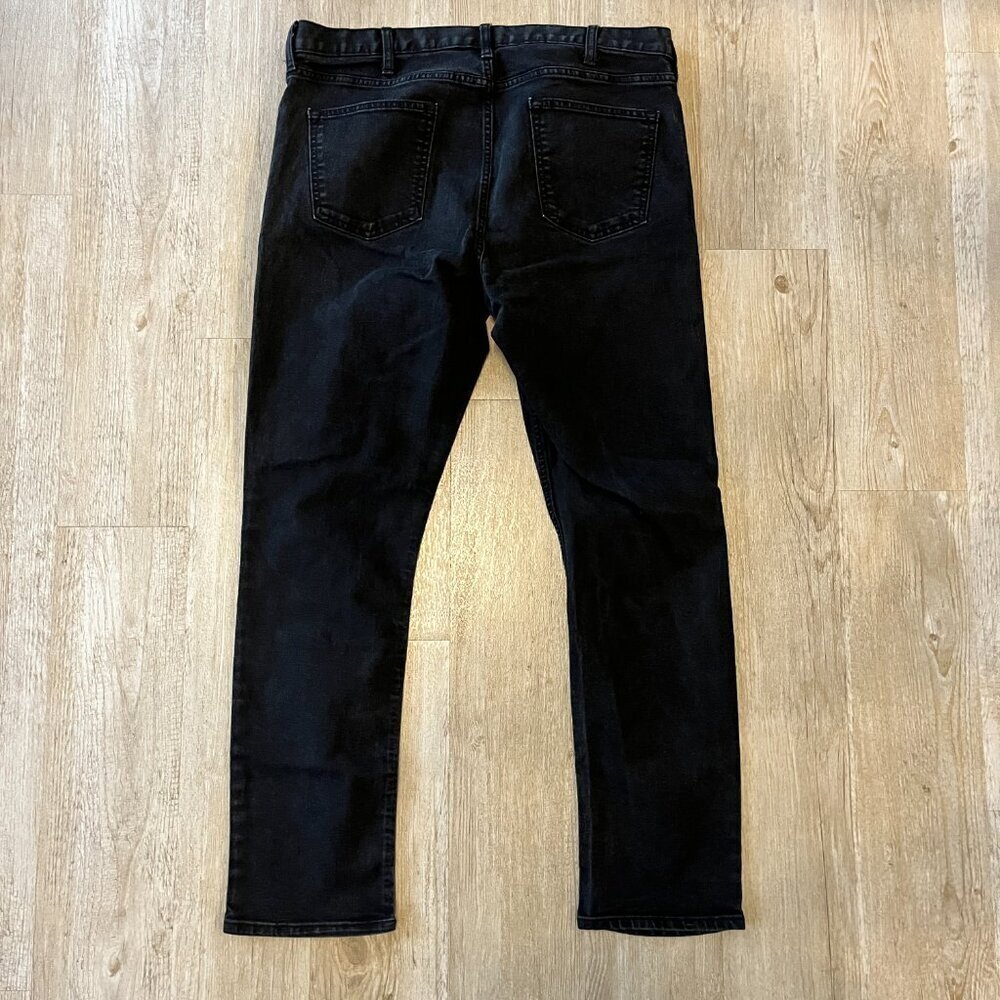 Mens Old Navy Black Slim Jeans - 38x32 - Picture 4 of 8